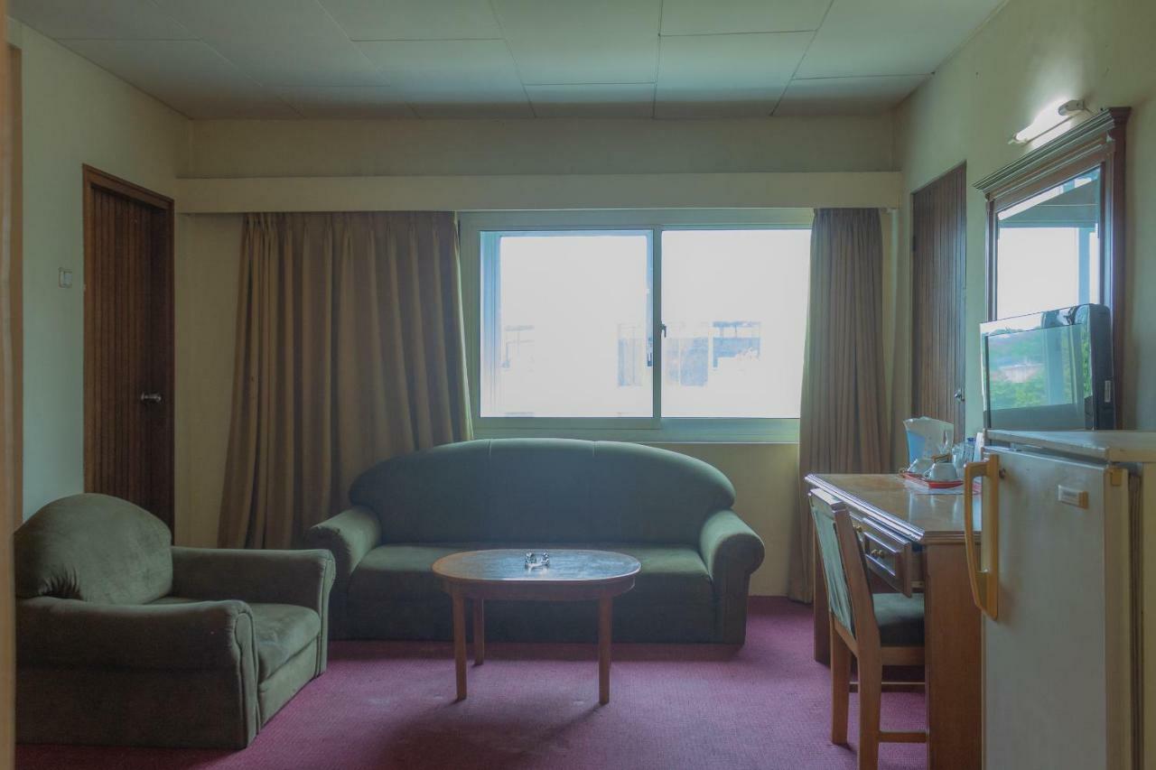 Collection O 7 Hotel Melawai Jakarta Eksteriør bilde